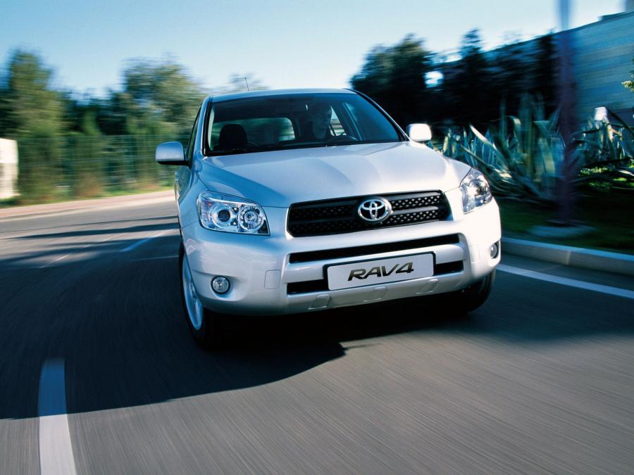  Toyota RAV4 2006 года  (фото 26 из 28)